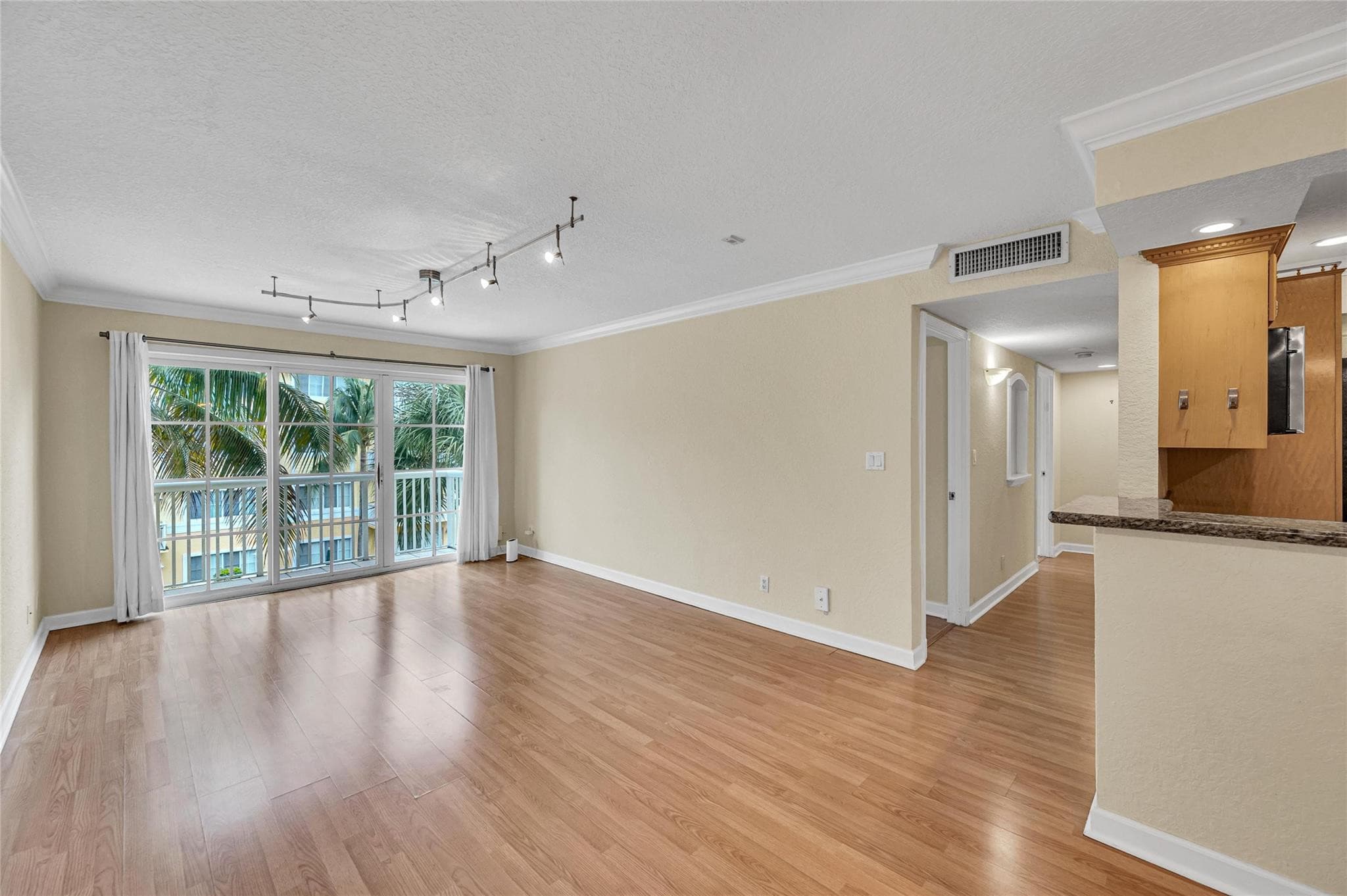 1515 E Broward Boulevard 325, Fort Lauderdale, FL 33301 — photo 3 of 31