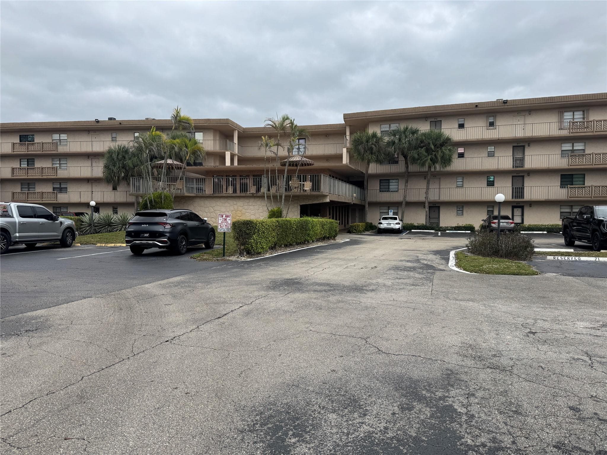 9300 SW 8th Street 215, Boca Raton, FL 33428 — photo 1 of 43
