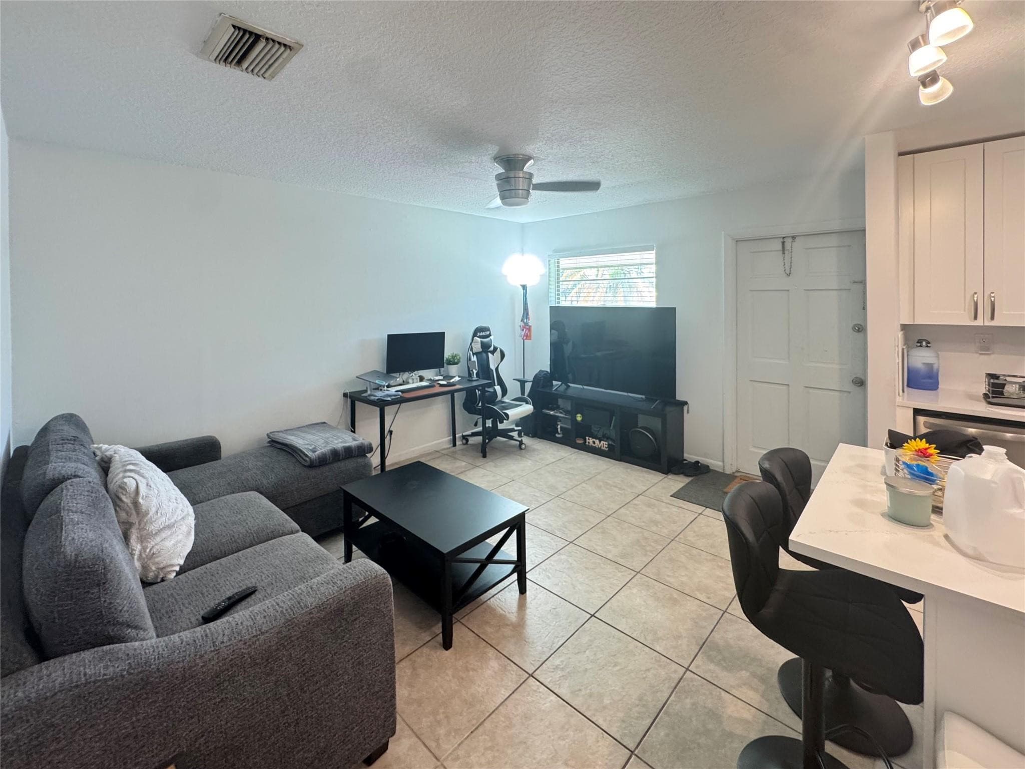 151 SW 15th Street, Pompano Beach, FL 33060 — photo 8 of 36