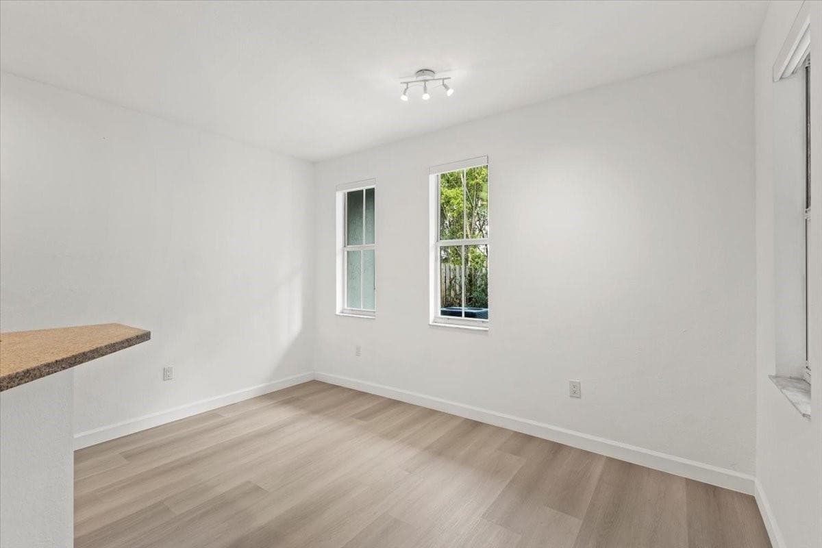 10821 NW 76th Lane 10821, Doral, FL 33178 — photo 10 of 58