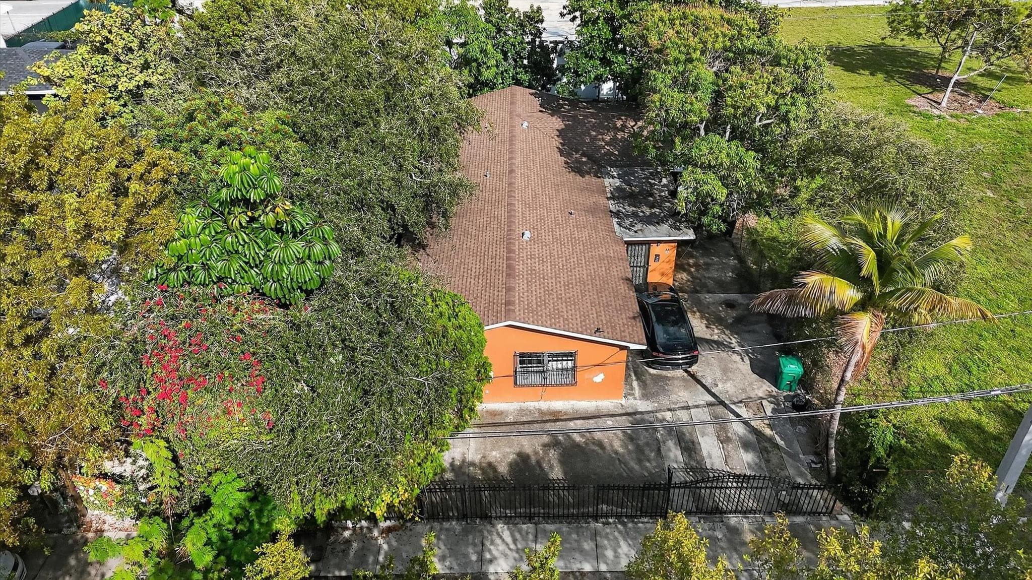 35 NE 53rd Street, Miami, FL 33137 — photo 8 of 12