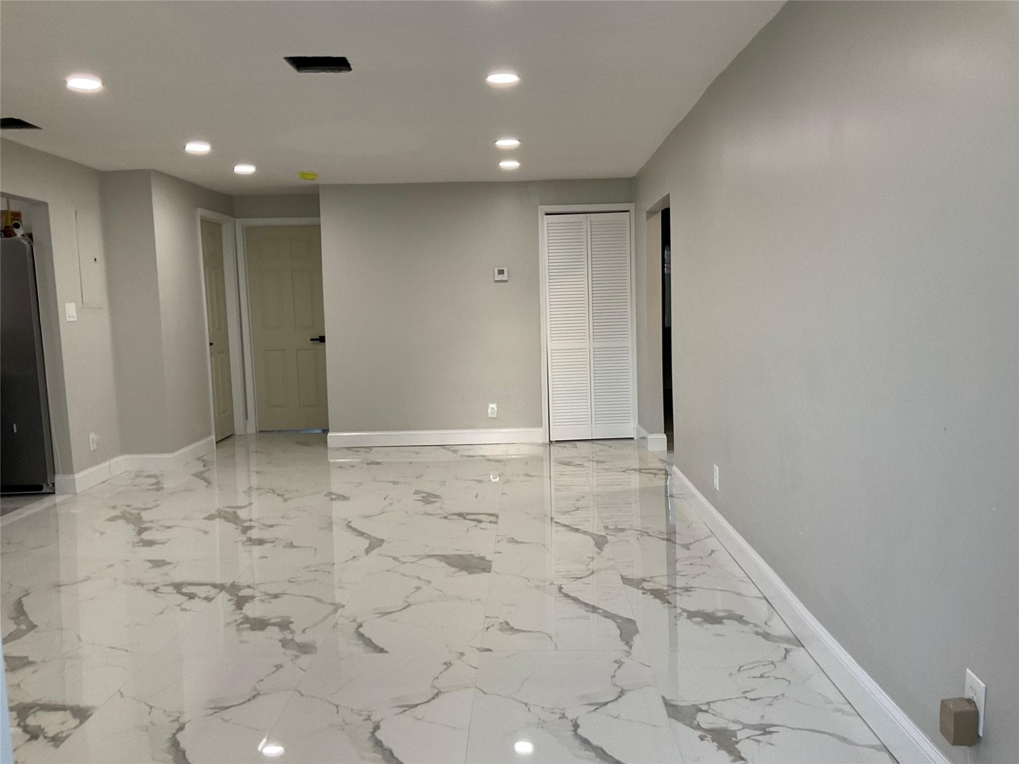 642 NW 14th Way, Fort Lauderdale, FL 33311 — photo 7 of 36