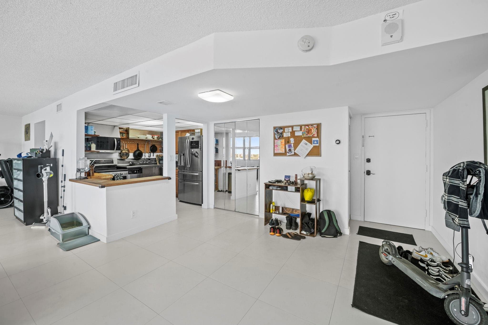 16558 NE 26th Avenue 6c, North Miami Beach, FL 33160 — photo 9 of 21