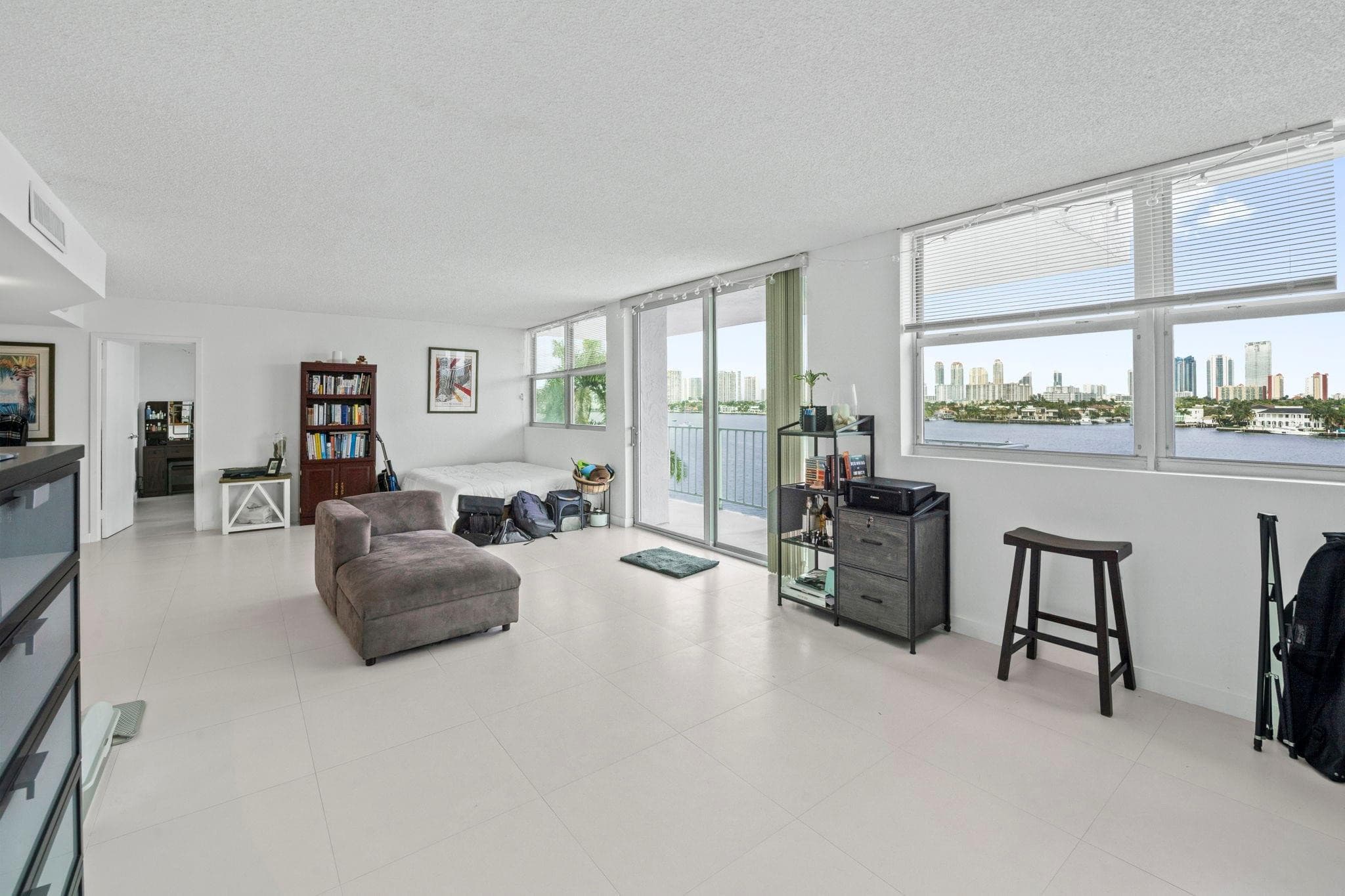 16558 NE 26th Avenue 6c, North Miami Beach, FL 33160 — photo 14 of 21