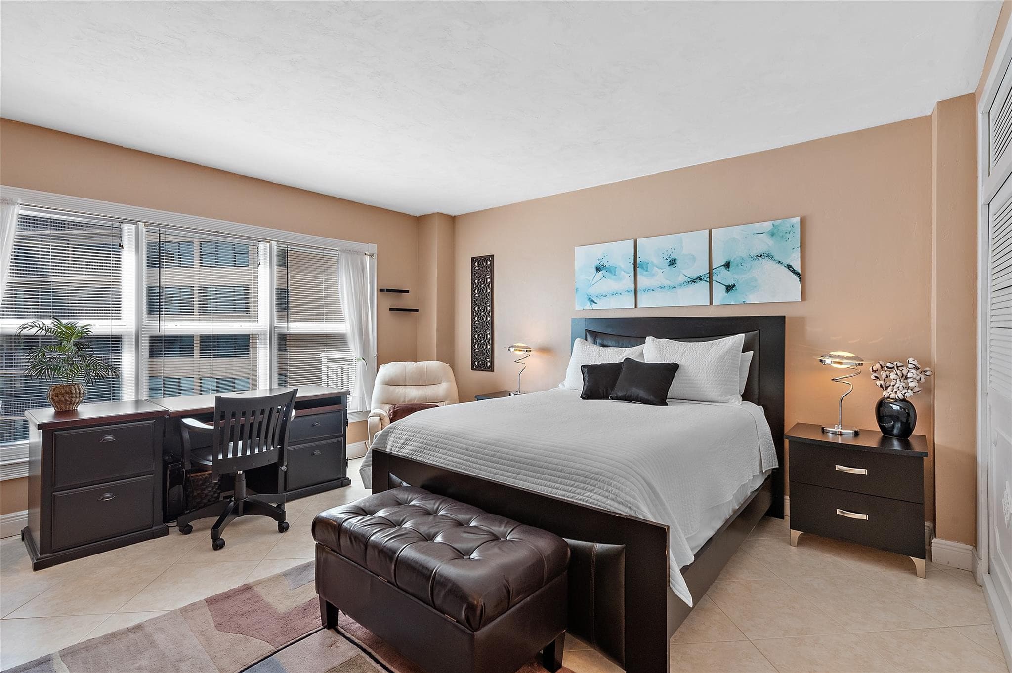3850 Galt Ocean Drive 904, Fort Lauderdale, FL 33308 — photo 13 of 35