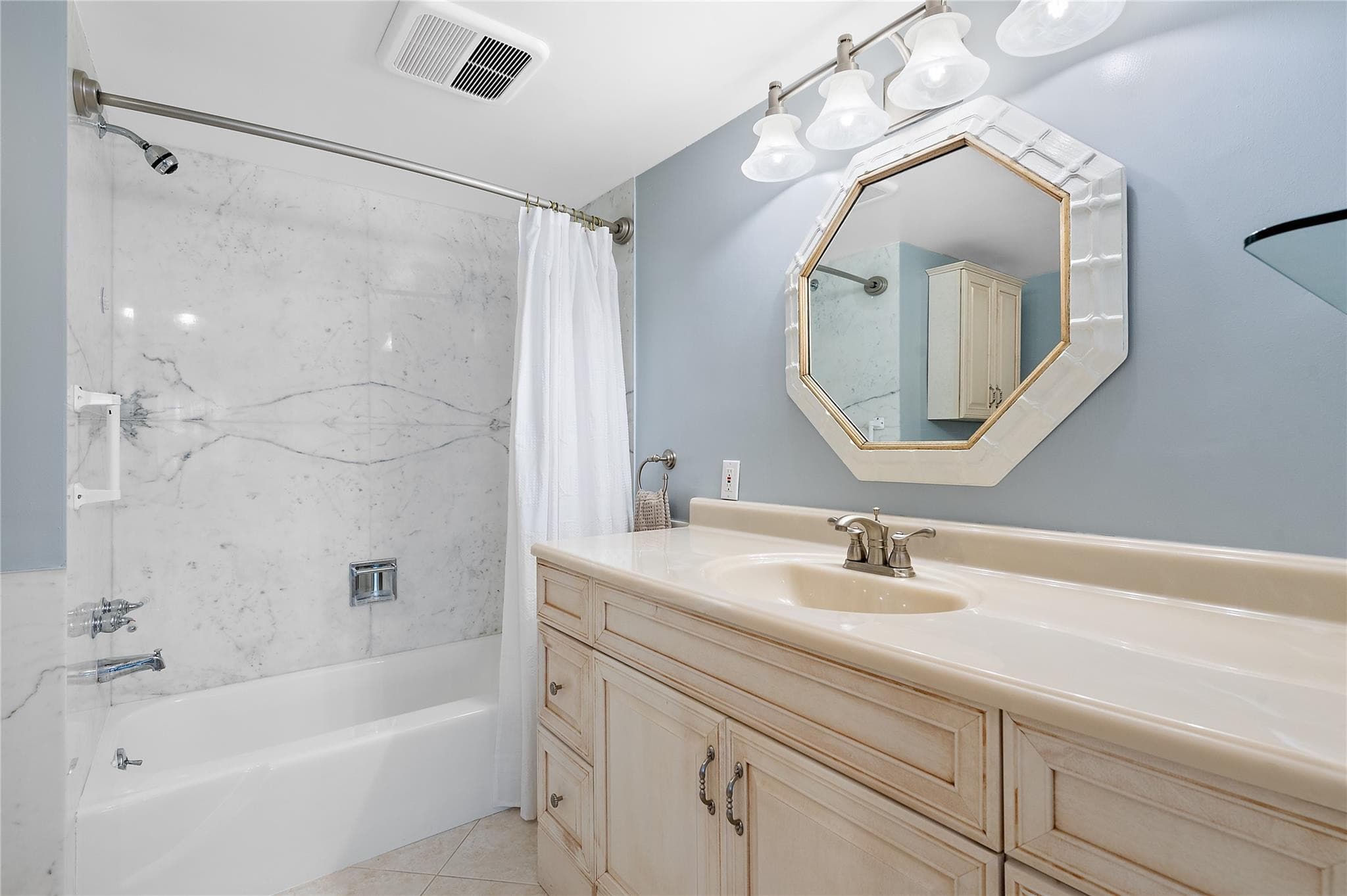 3850 Galt Ocean Drive 904, Fort Lauderdale, FL 33308 — photo 15 of 35