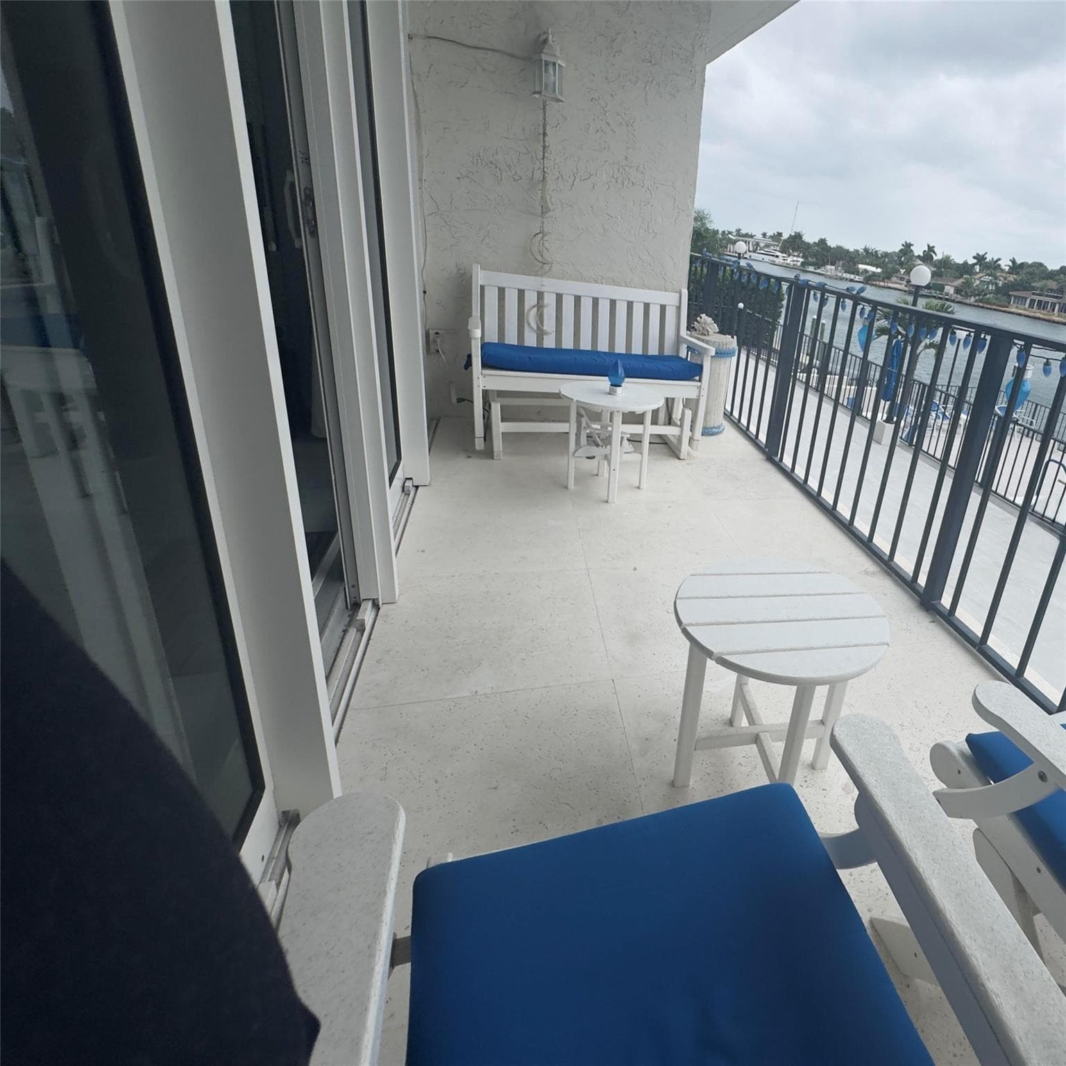 Condominium in Pompano Beach — photo 12 of 34