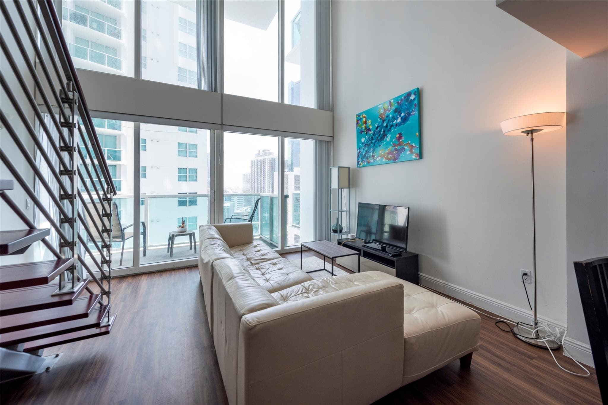 41 SE 5th Street 1315, Miami, FL 33131 — photo 13 of 31
