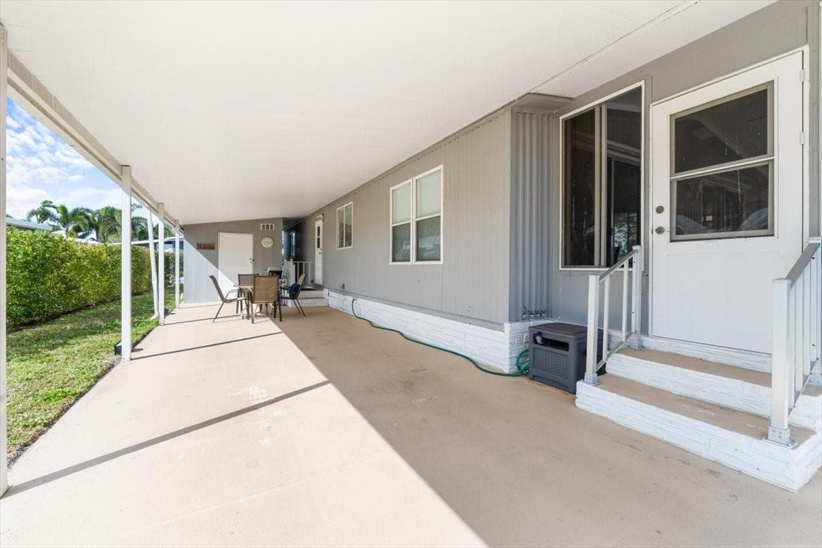 5389 NW 3rd Avenue, Deerfield Beach, FL 33064 — photo 2 of 52
