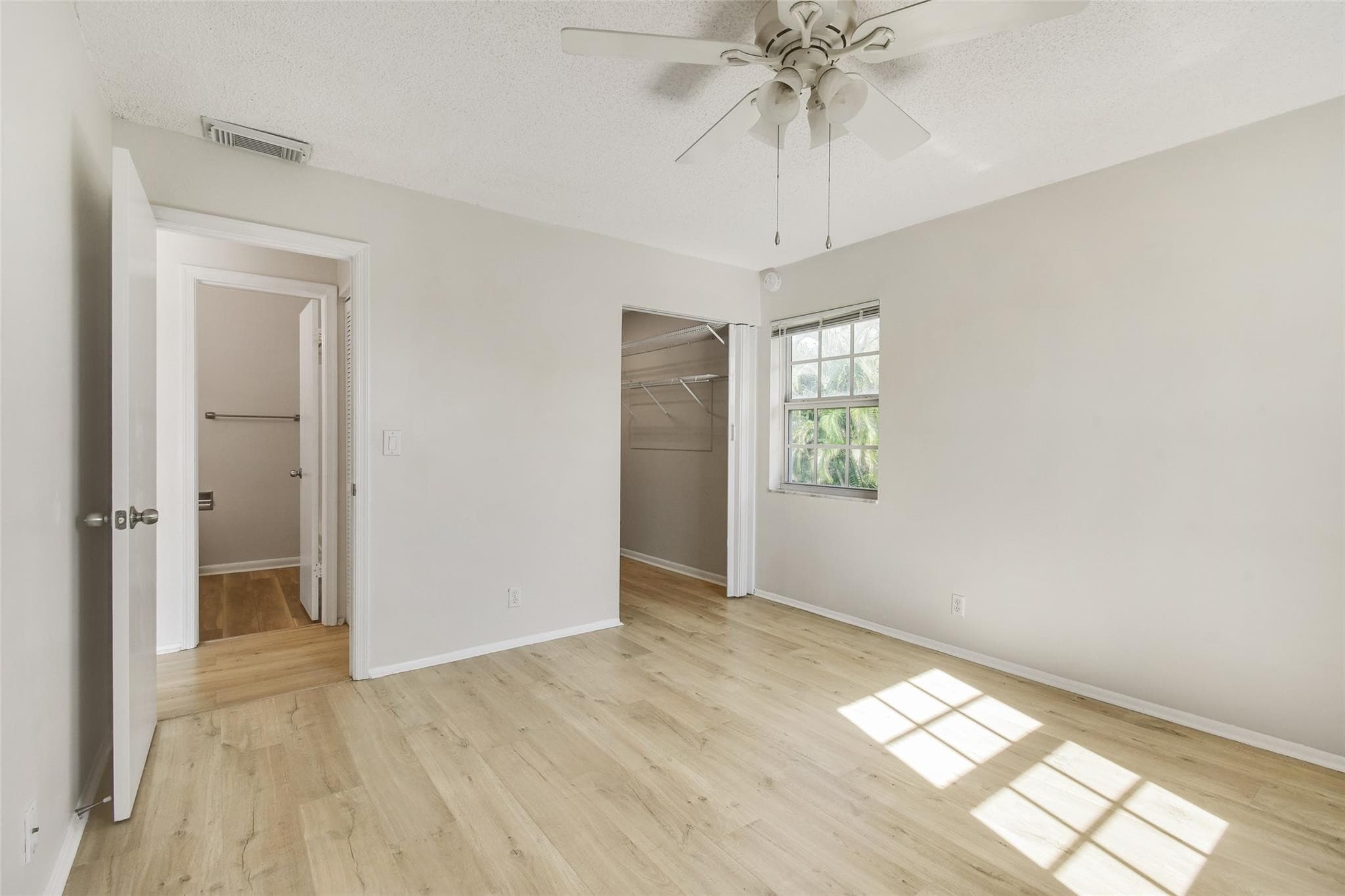 12394 A1a O8, Palm Beach Gardens, FL 33410 — photo 12 of 29