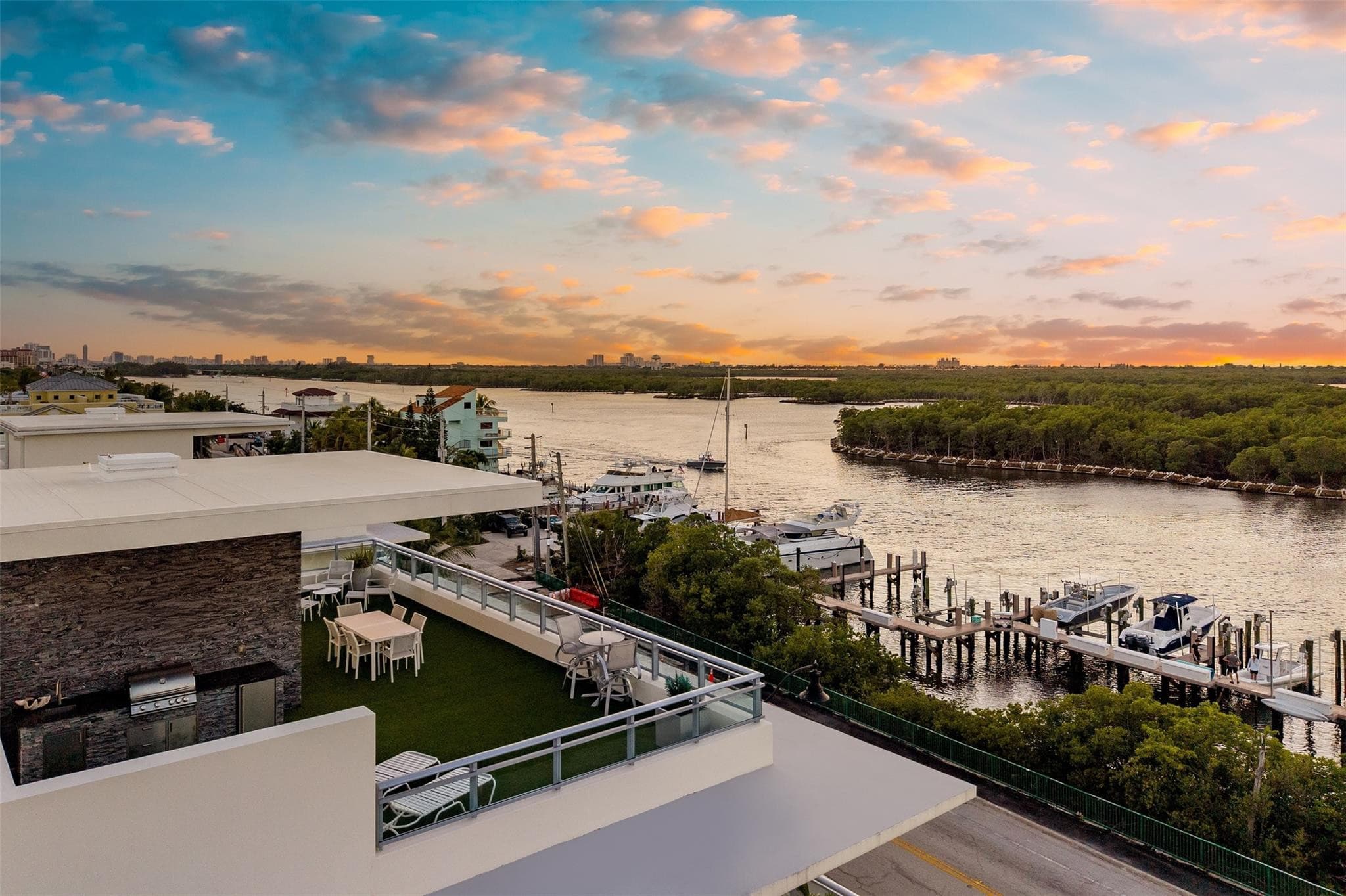 350 Desoto Street, Hollywood, FL 33019 — photo 58 of 62