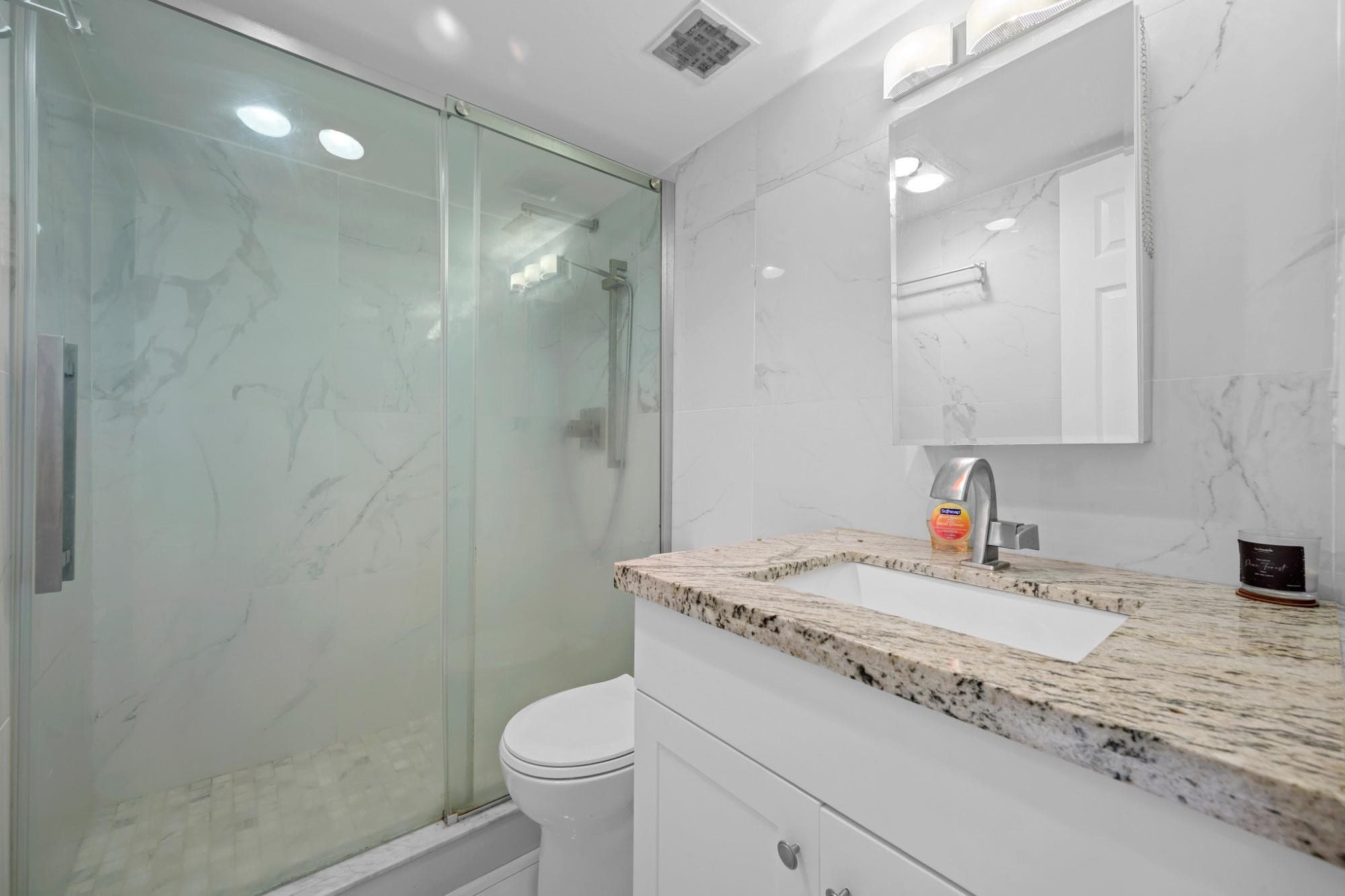 1980 S Ocean Drive 15l, Hallandale Beach, FL 33009 — photo 11 of 21