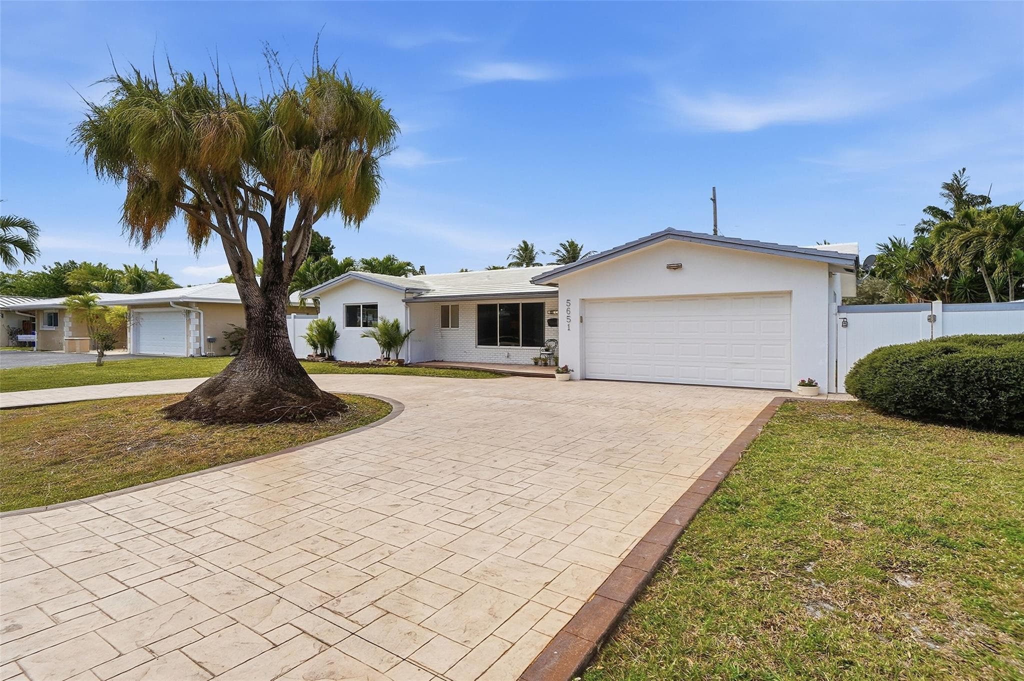 5651 NE 16th Avenue, Fort Lauderdale, FL 33334 — photo 3 of 27