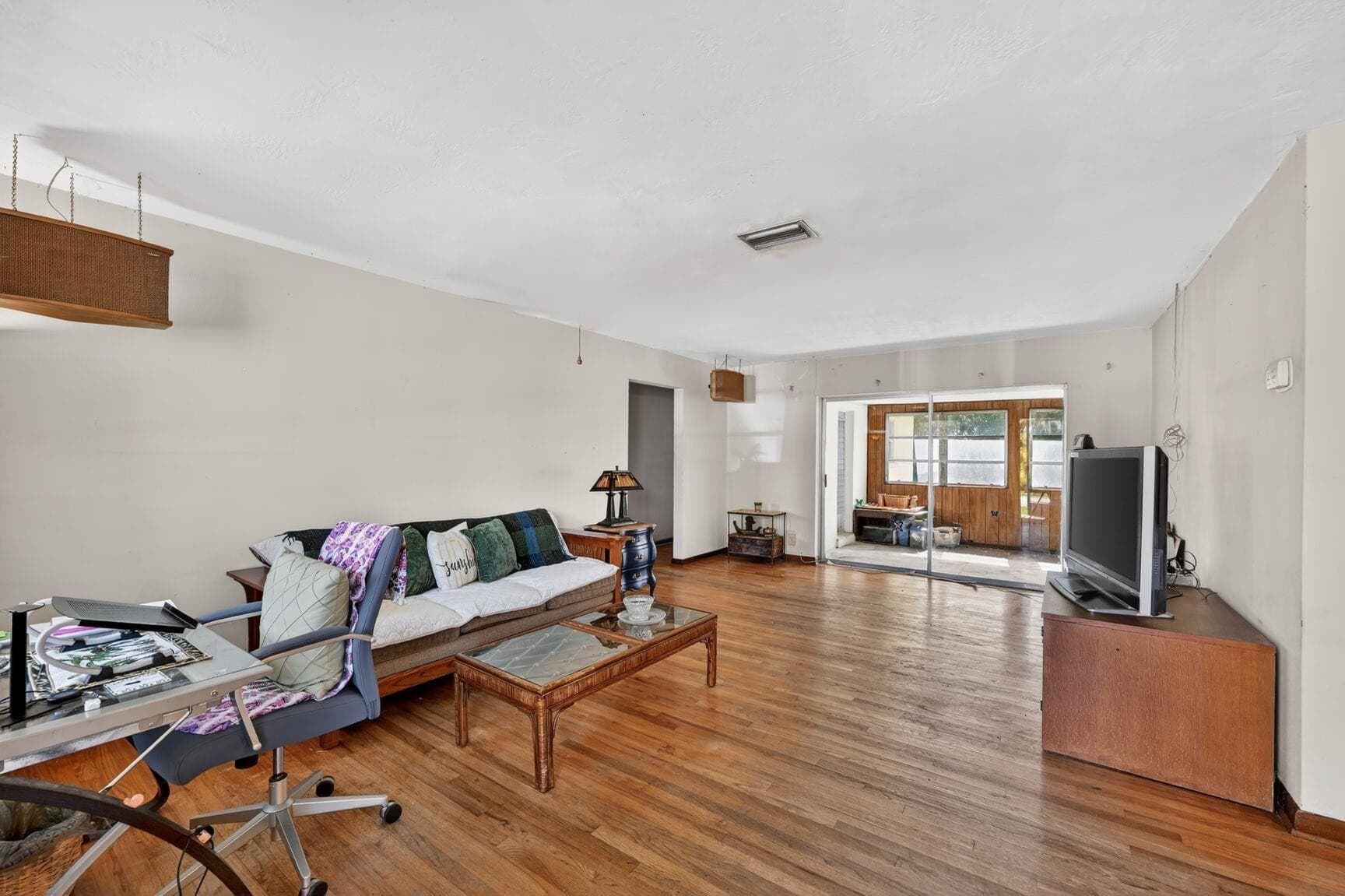 812 SW 14th Court, Fort Lauderdale, FL 33315 — photo 7 of 14