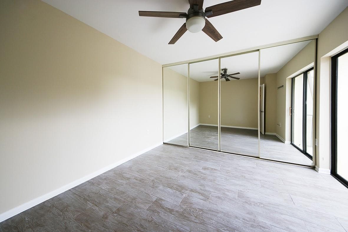 1700 Embassy Drive 402, West Palm Beach, FL 33401 — photo 26 of 38