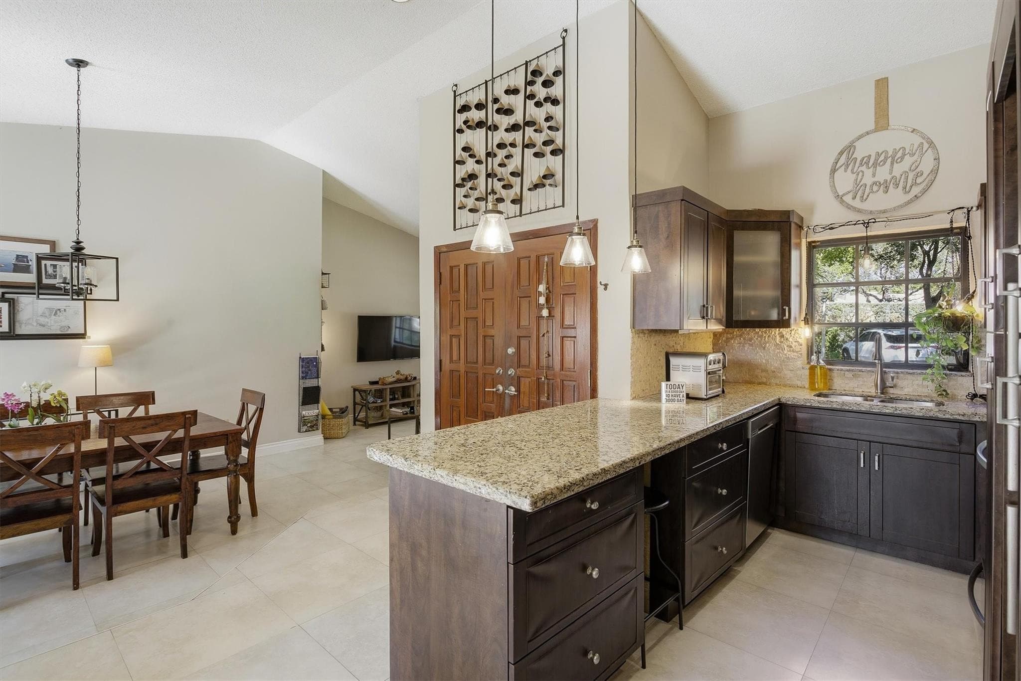 430 Sarto Avenue, Coral Gables, FL 33134 — photo 7 of 47