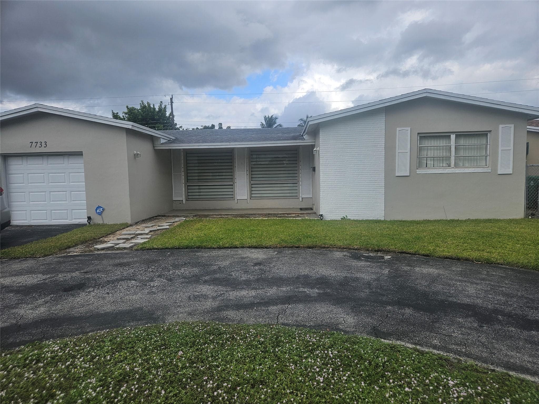 7733 Embassy Boulevard, Miramar, FL 33023 — photo 1 of 10