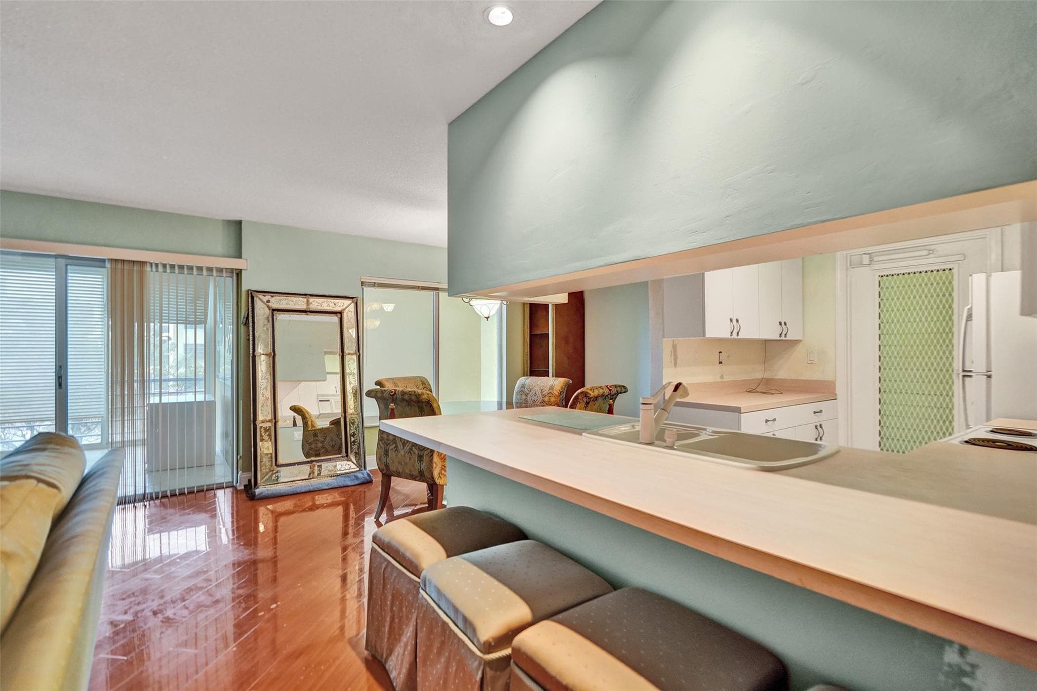 3000 NE 48th Street 206, Fort Lauderdale, FL 33308 — photo 9 of 38