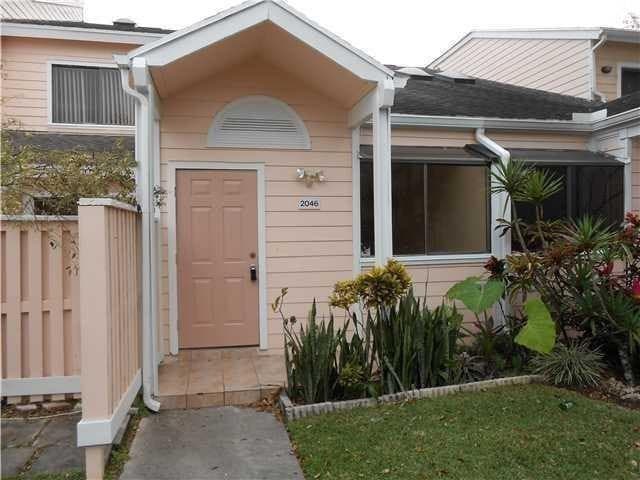 2046 Winners Circle 2046, North Lauderdale, FL 33068 — photo 1 of 7