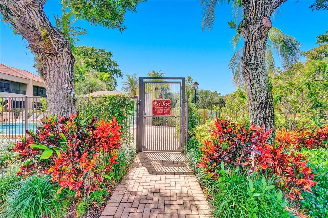 7484 La Paz Boulevard 101, Boca Raton, FL 33433 — photo 5 of 46