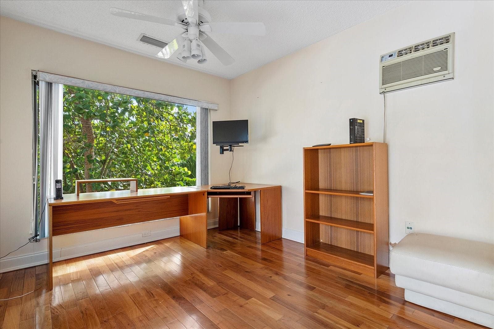 1240 SW 14th Avenue, Fort Lauderdale, FL 33312 — photo 30 of 68