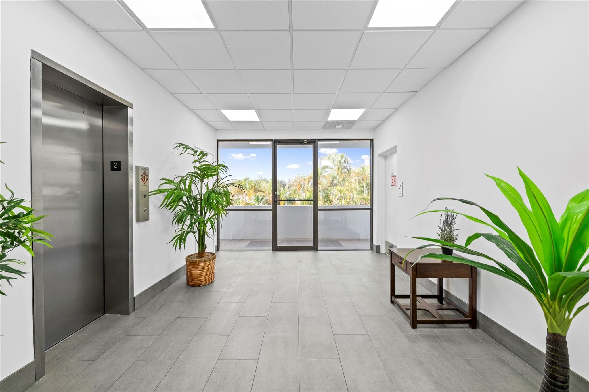 2150 S Andrews Avenue, Fort Lauderdale, FL 33316 — photo 5 of 12