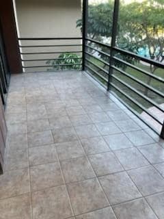 661 NE 195th Street 314, Miami, FL 33179 — photo 9 of 30