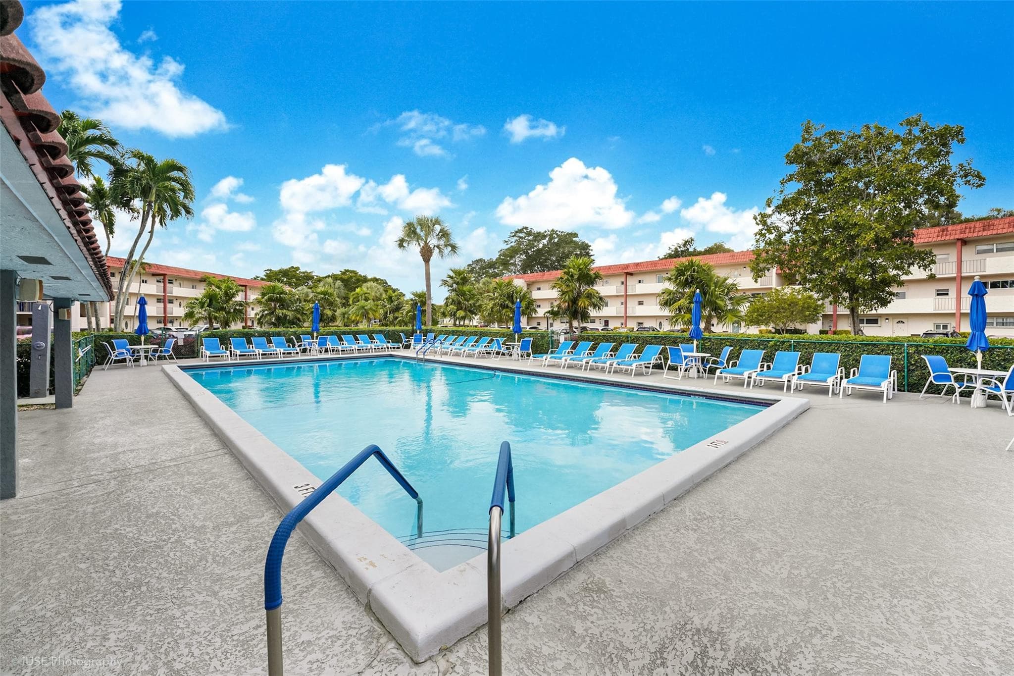 300 S Hollybrook Drive 302, Pembroke Pines, FL 33025 — photo 17 of 23