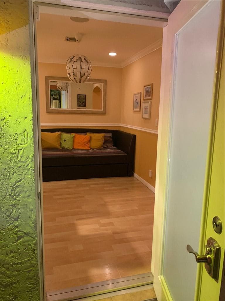1334 NE 16th Avenue, Fort Lauderdale, FL 33304 — photo 8 of 37