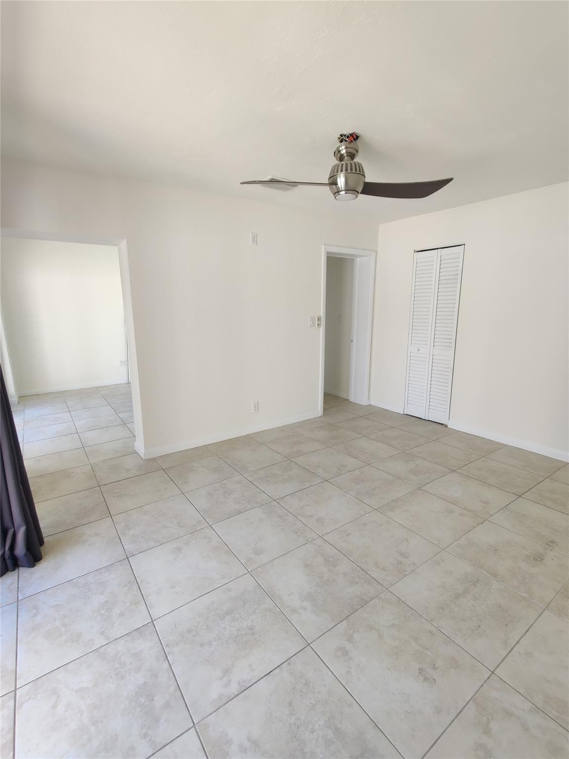733 NE 18th Avenue, Fort Lauderdale, FL 33304 — photo 56 of 88