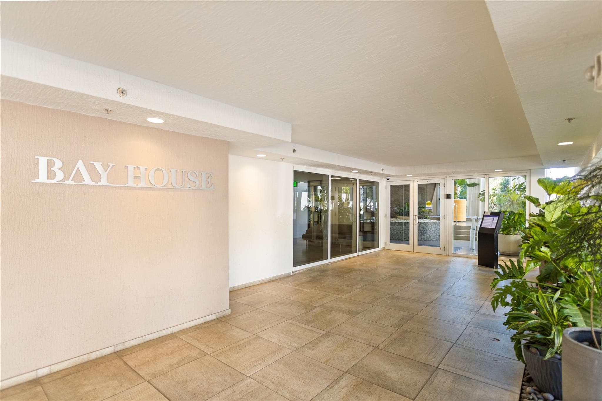 600 NE 27th Street 2301, Miami, FL 33137 — photo 32 of 77