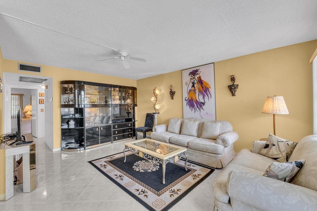 4037 Swansea B 4037, Deerfield Beach, FL 33442 — photo 4 of 36