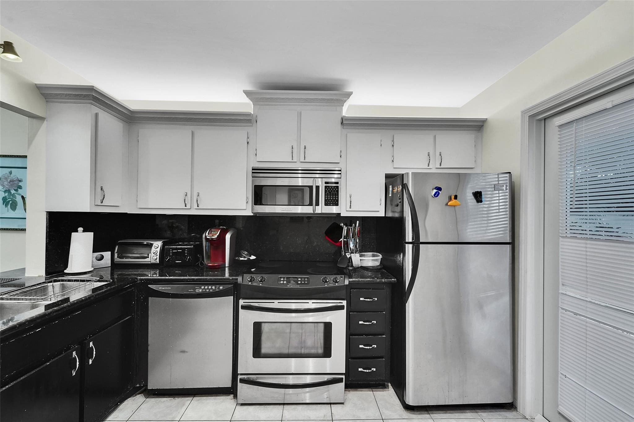 1439 S Ocean Boulevard 105, Lauderdale-By-The-Sea, FL 33062 — photo 8 of 43