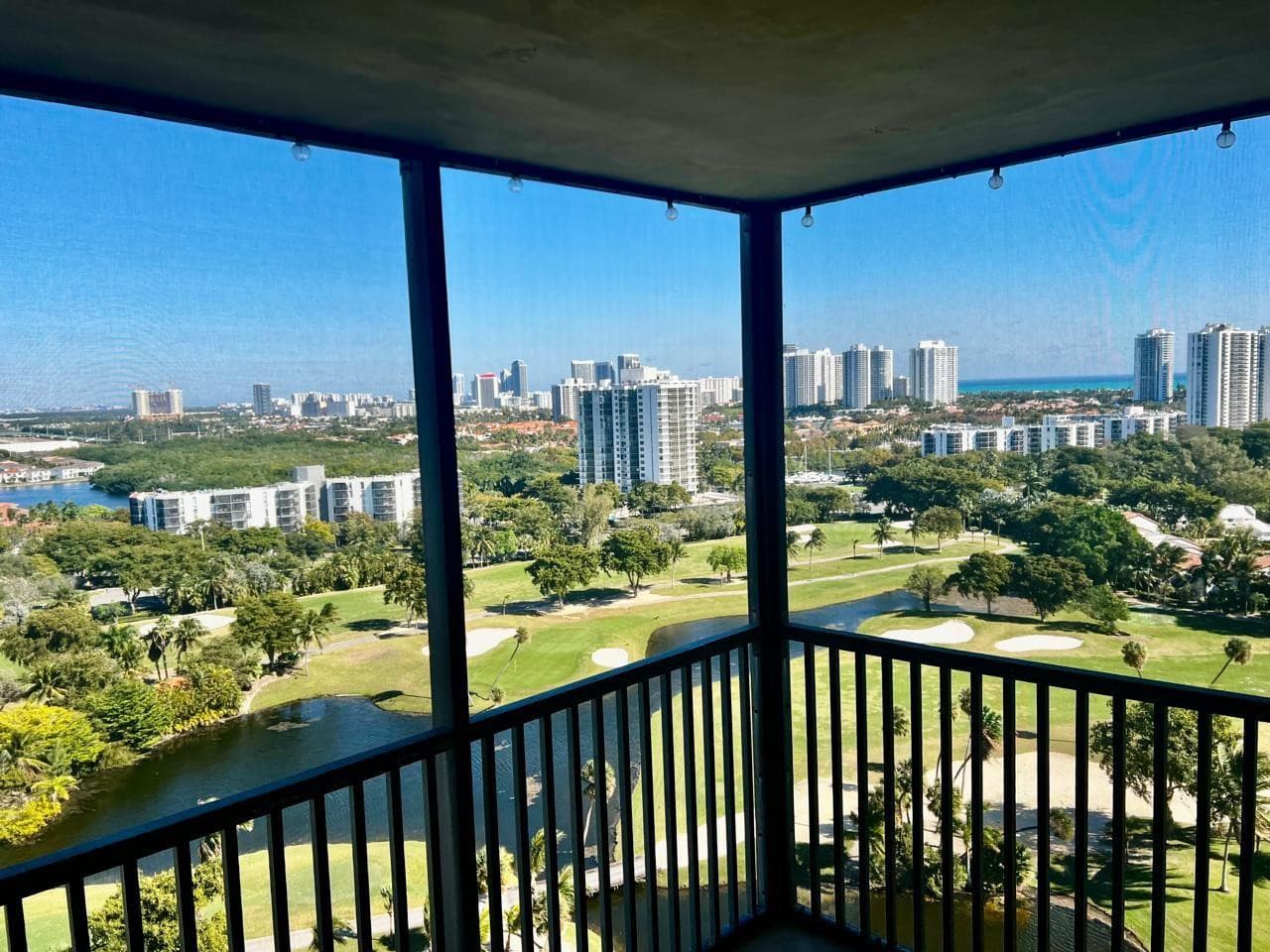 20379 W Country Club Drive 1932, Aventura, FL 33180 — photo 3 of 13
