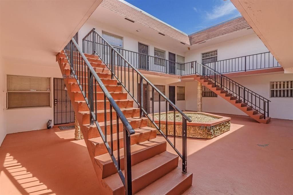 230 SW 1st Street G-8, Pompano Beach, FL 33060 — photo 1 of 17