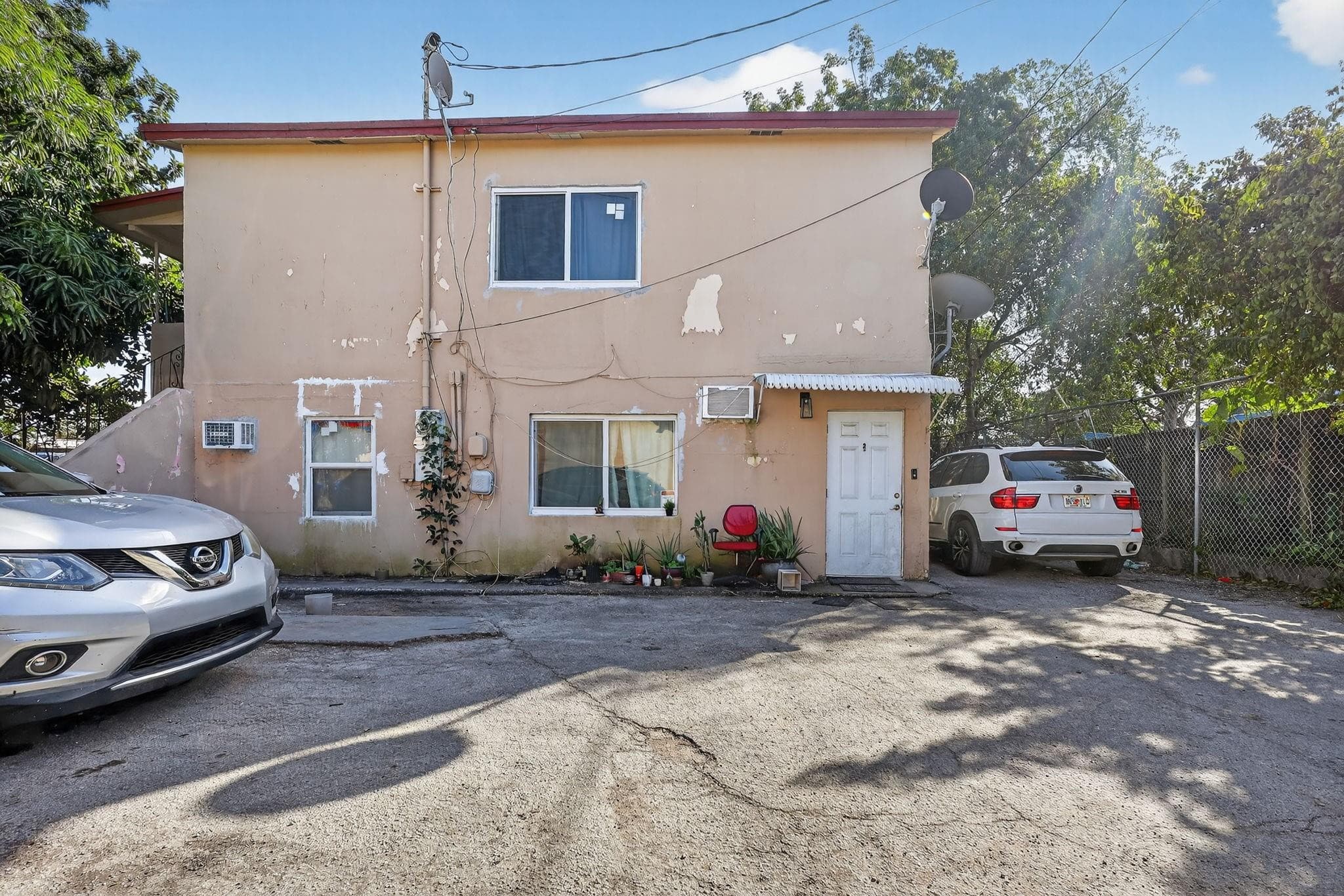 2168 NW 28 Street, Miami, FL 33142 — photo 4 of 31