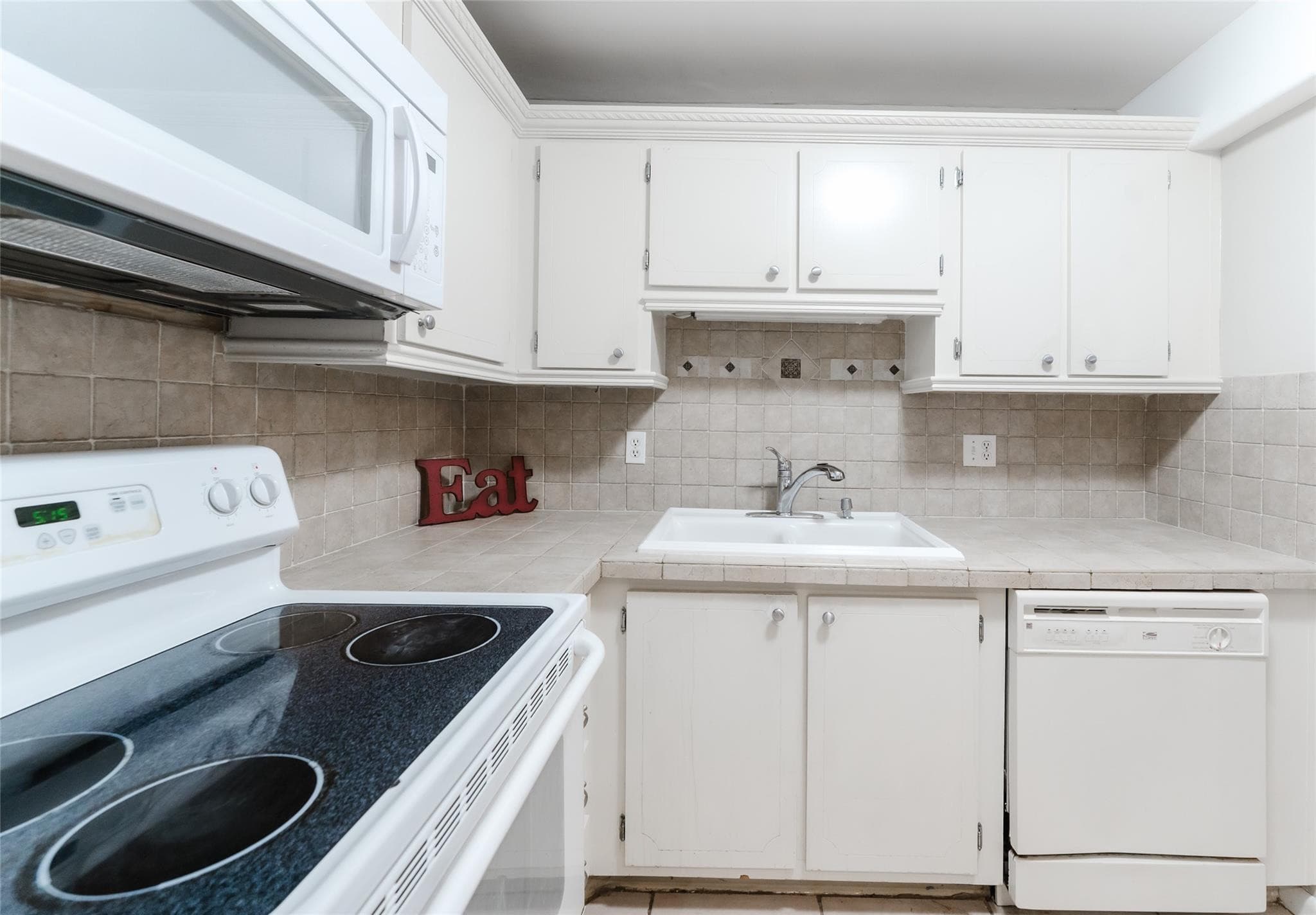 1811 Jefferson Street 304, Hollywood, FL 33020 — photo 17 of 31