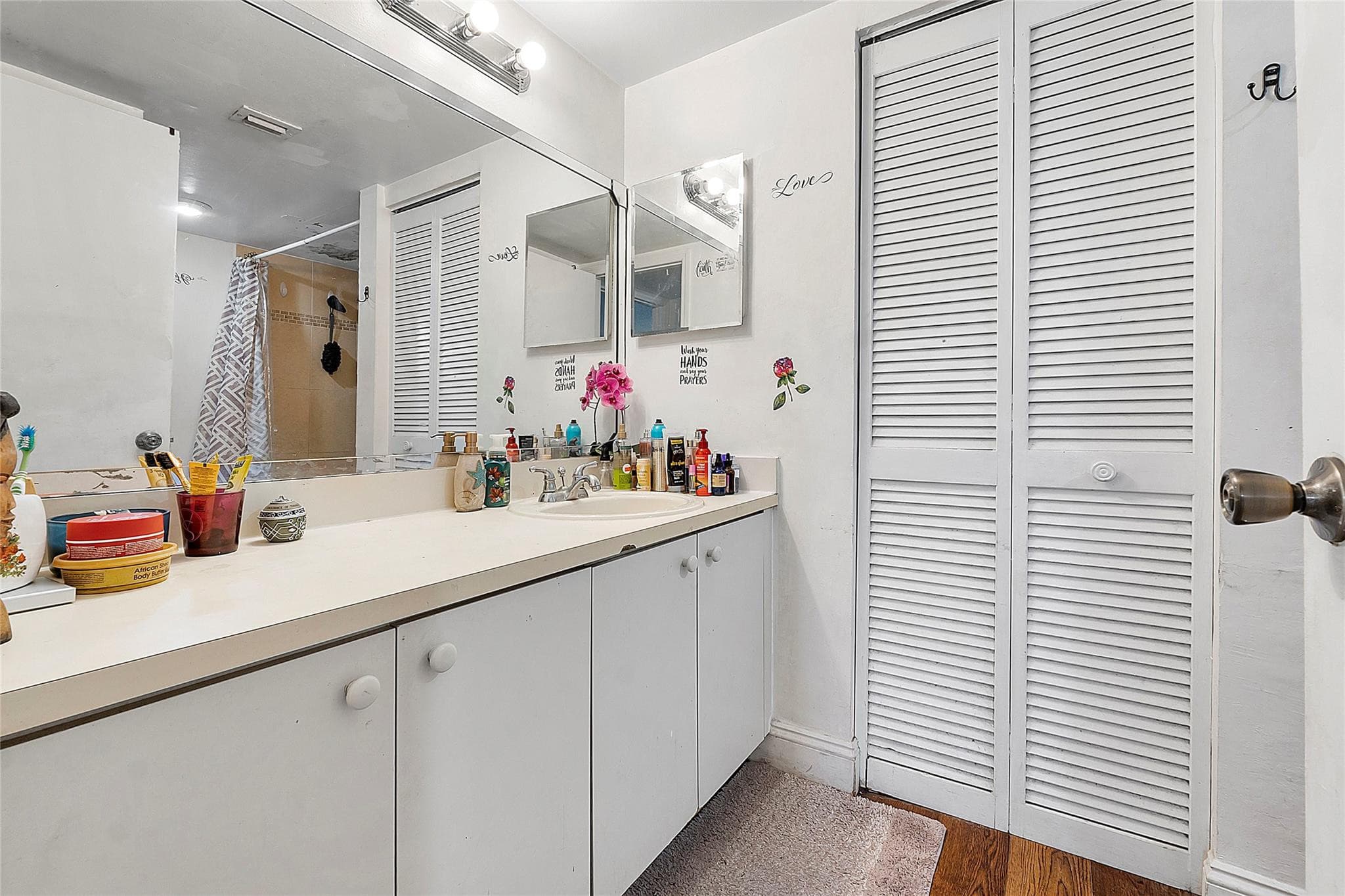701 NW 19th Street 202, Fort Lauderdale, FL 33311 — photo 8 of 33