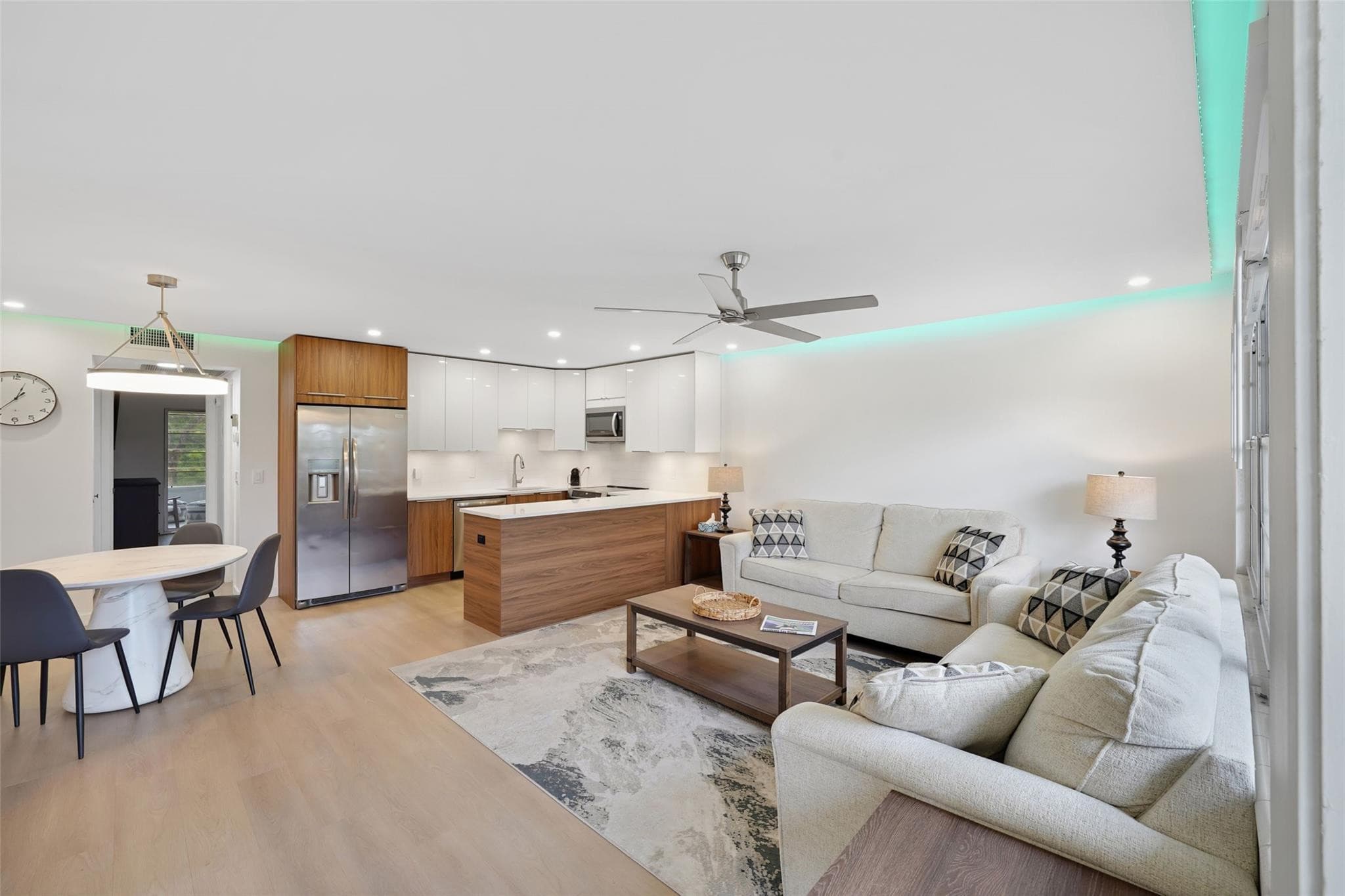 3034 Berkshire B 3034, Deerfield Beach, FL 33442 — photo 4 of 56