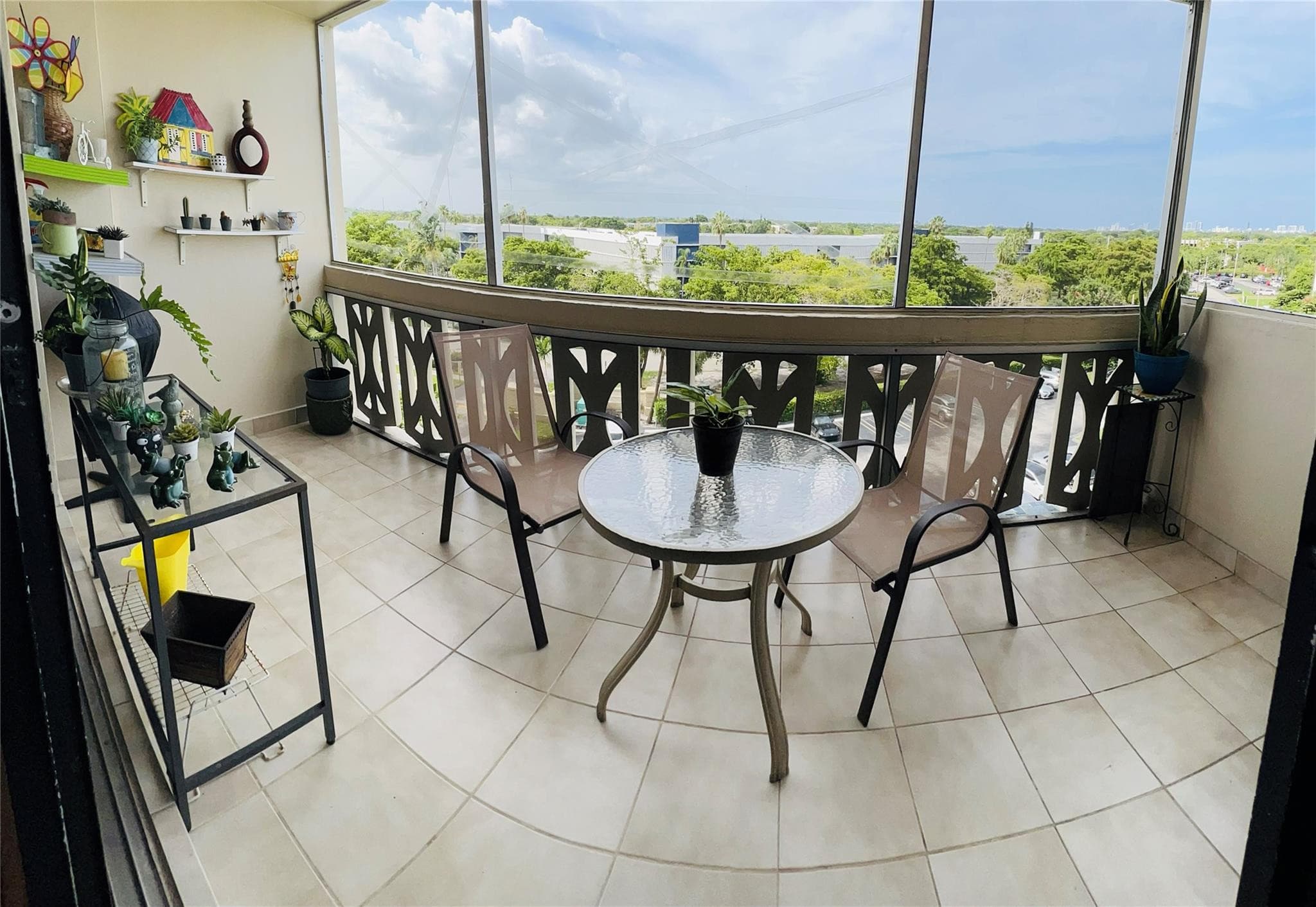 800 NE 195th Street 605, Miami, FL 33179 — photo 17 of 44