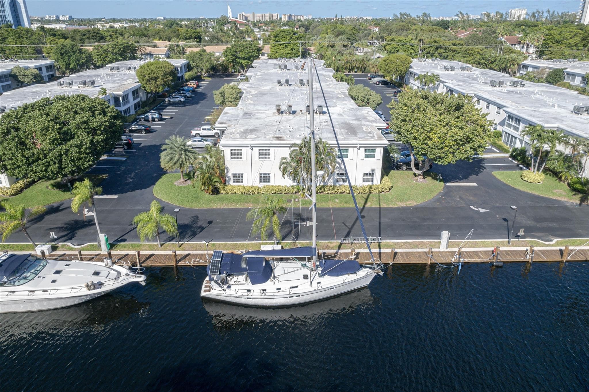 6317 Bay Club Drive 3, Fort Lauderdale, FL 33308 — photo 1 of 27