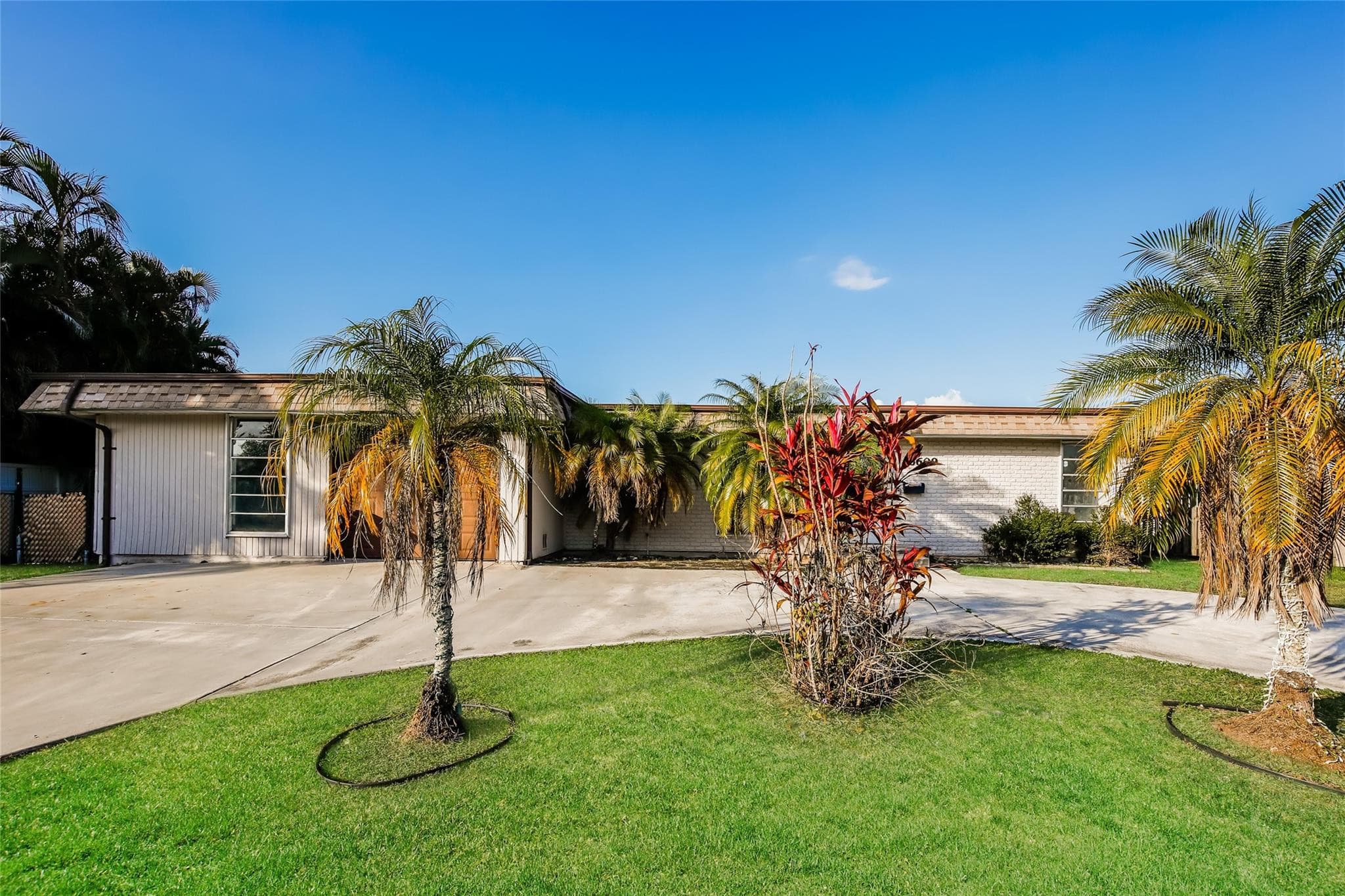 6609 NW 80th Court, Tamarac, FL 33321 — photo 1 of 17