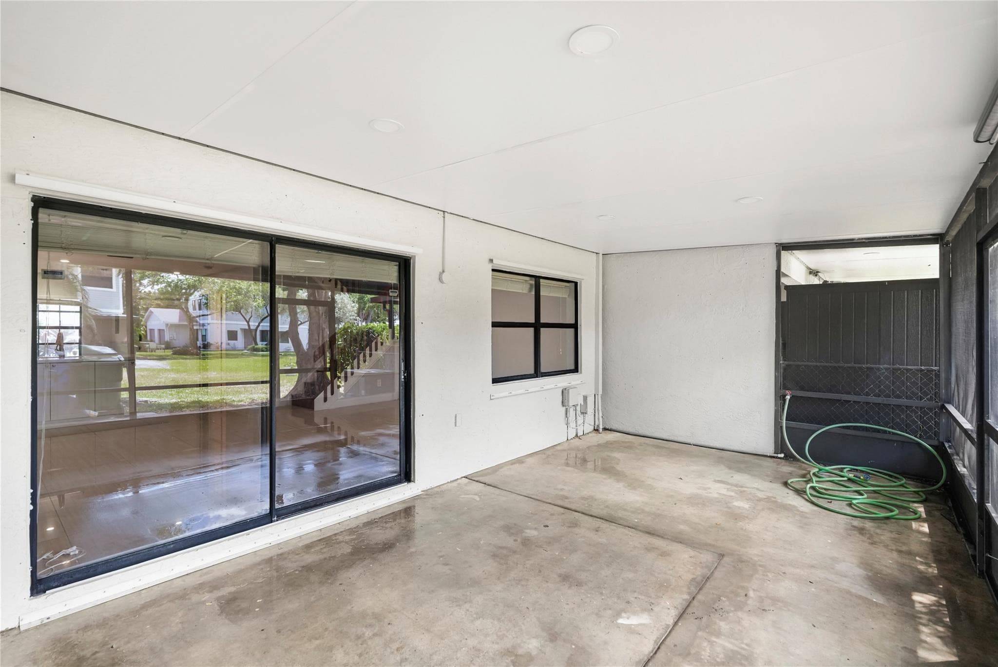510 NW 103rd Terrace 510, Pembroke Pines, FL 33026 — photo 26 of 32