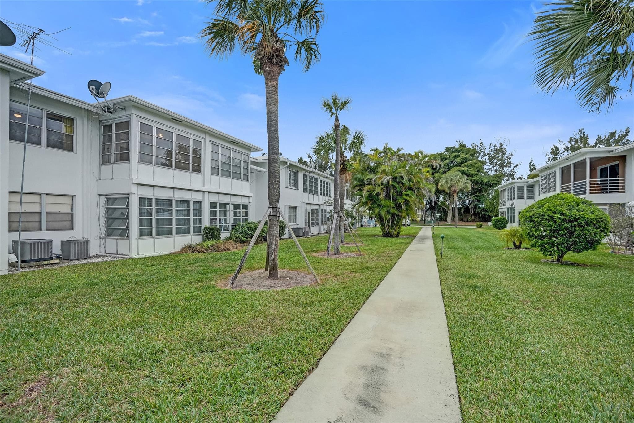 2475 W Golf Boulevard 244, Pompano Beach, FL 33064 — photo 25 of 31