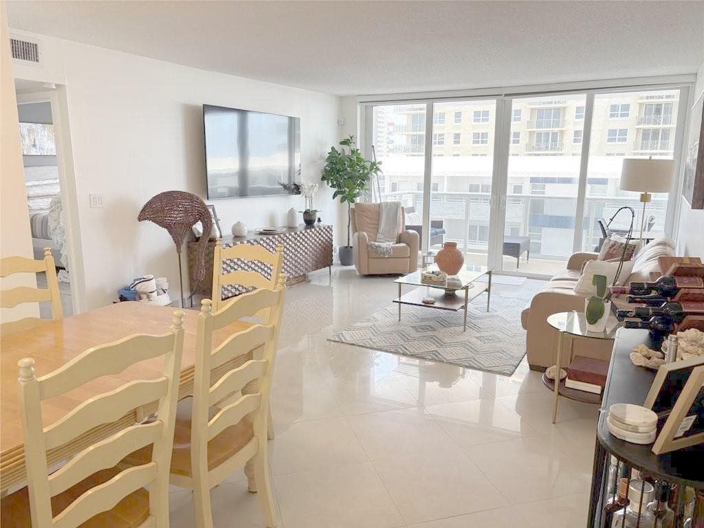 3140 S Ocean Drive 809, Hallandale Beach, FL 33009 — photo 3 of 32
