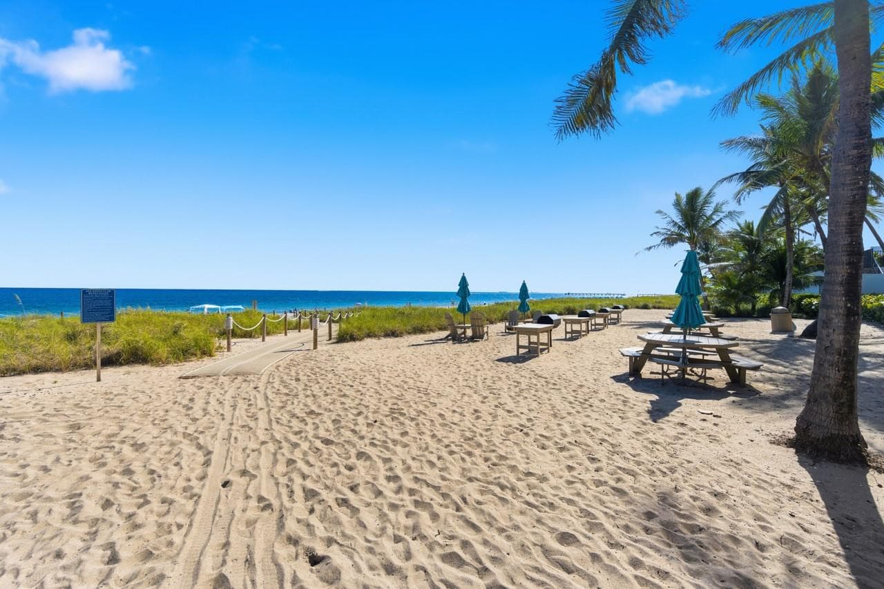 4900 N Ocean Boulevard 303, Lauderdale-By-The-Sea, FL 33308 — photo 26 of 49