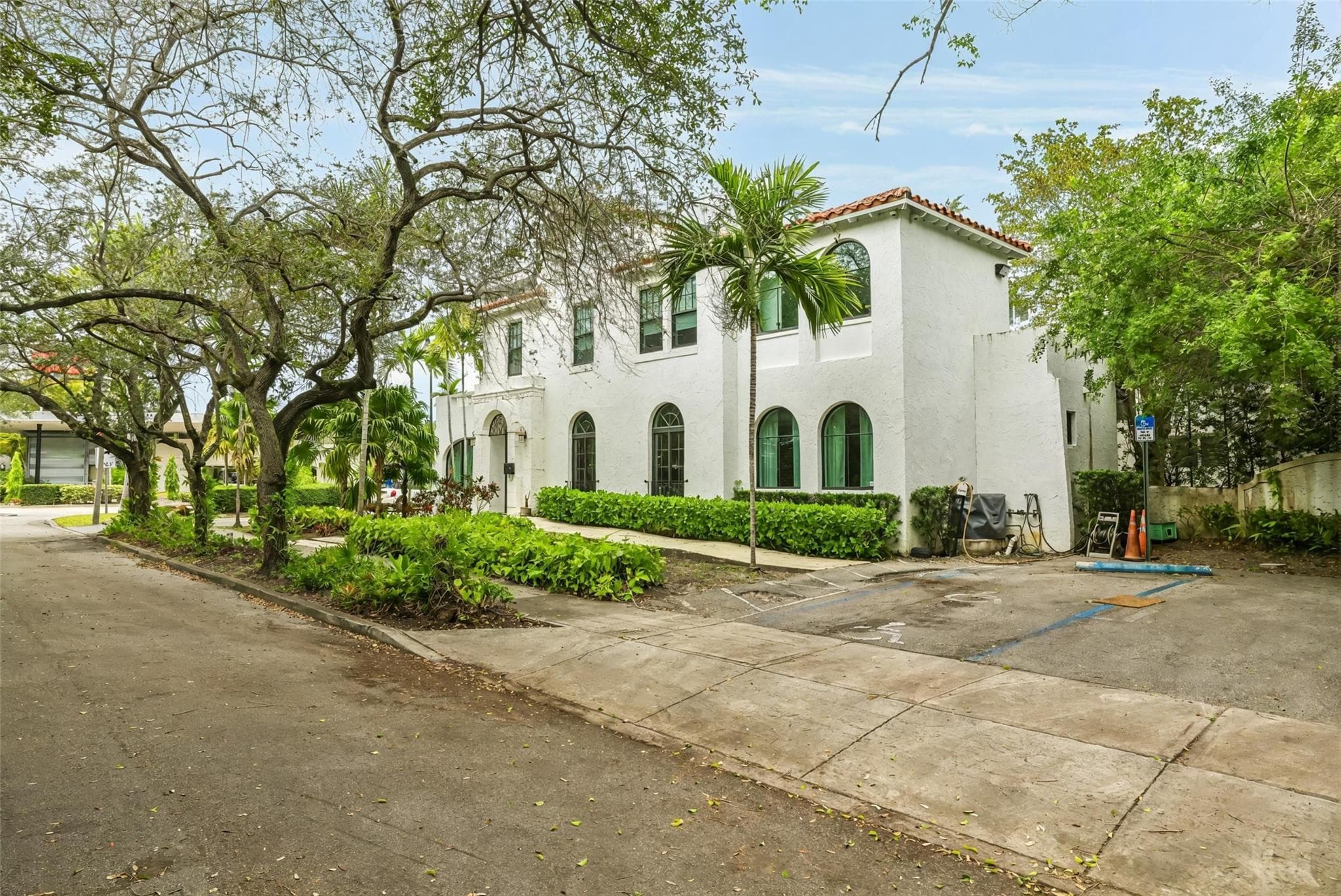 445 NE 56, Miami, FL 33137 — photo 2 of 38
