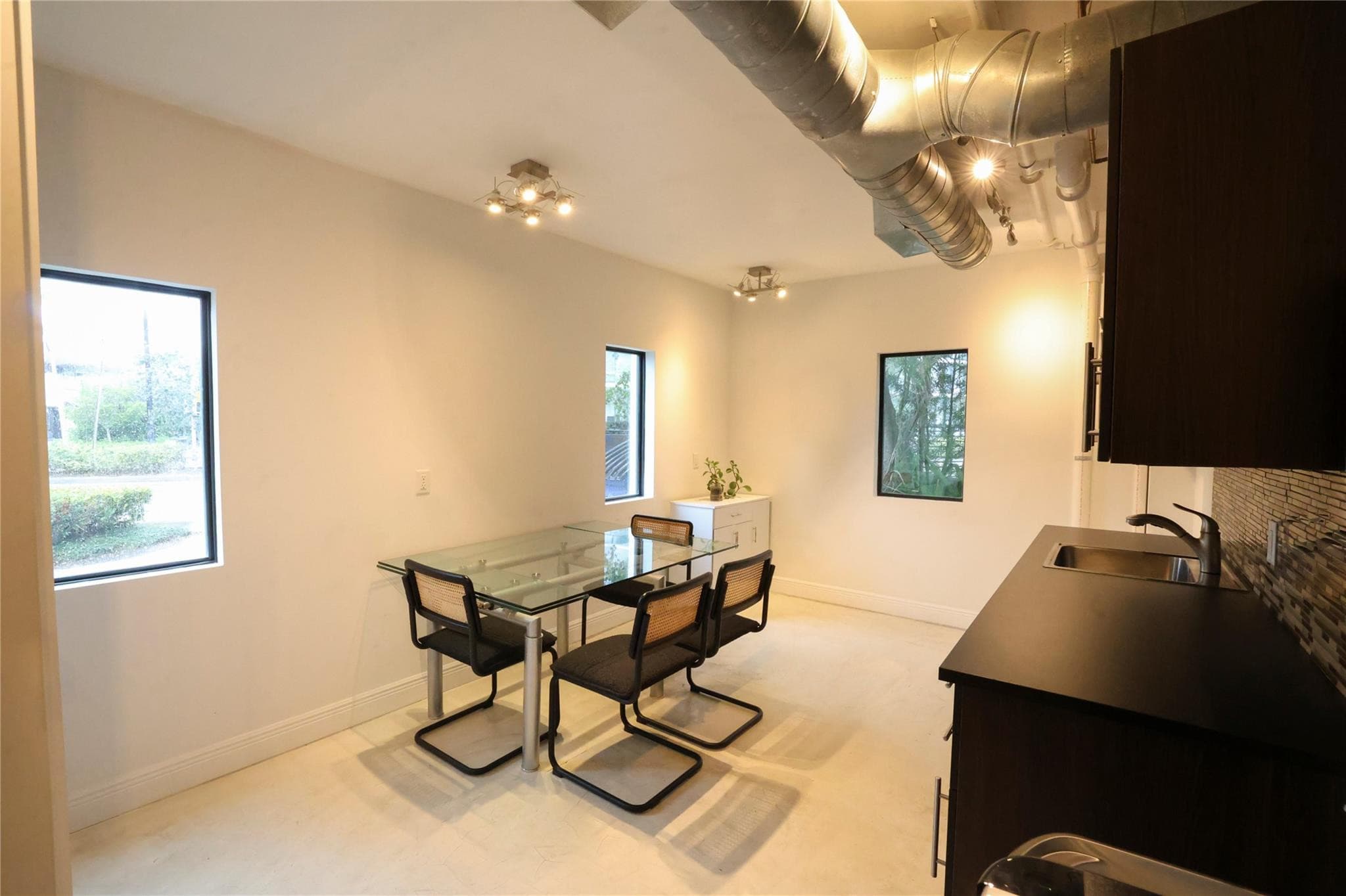 445 NE 56, Miami, FL 33137 — photo 15 of 38