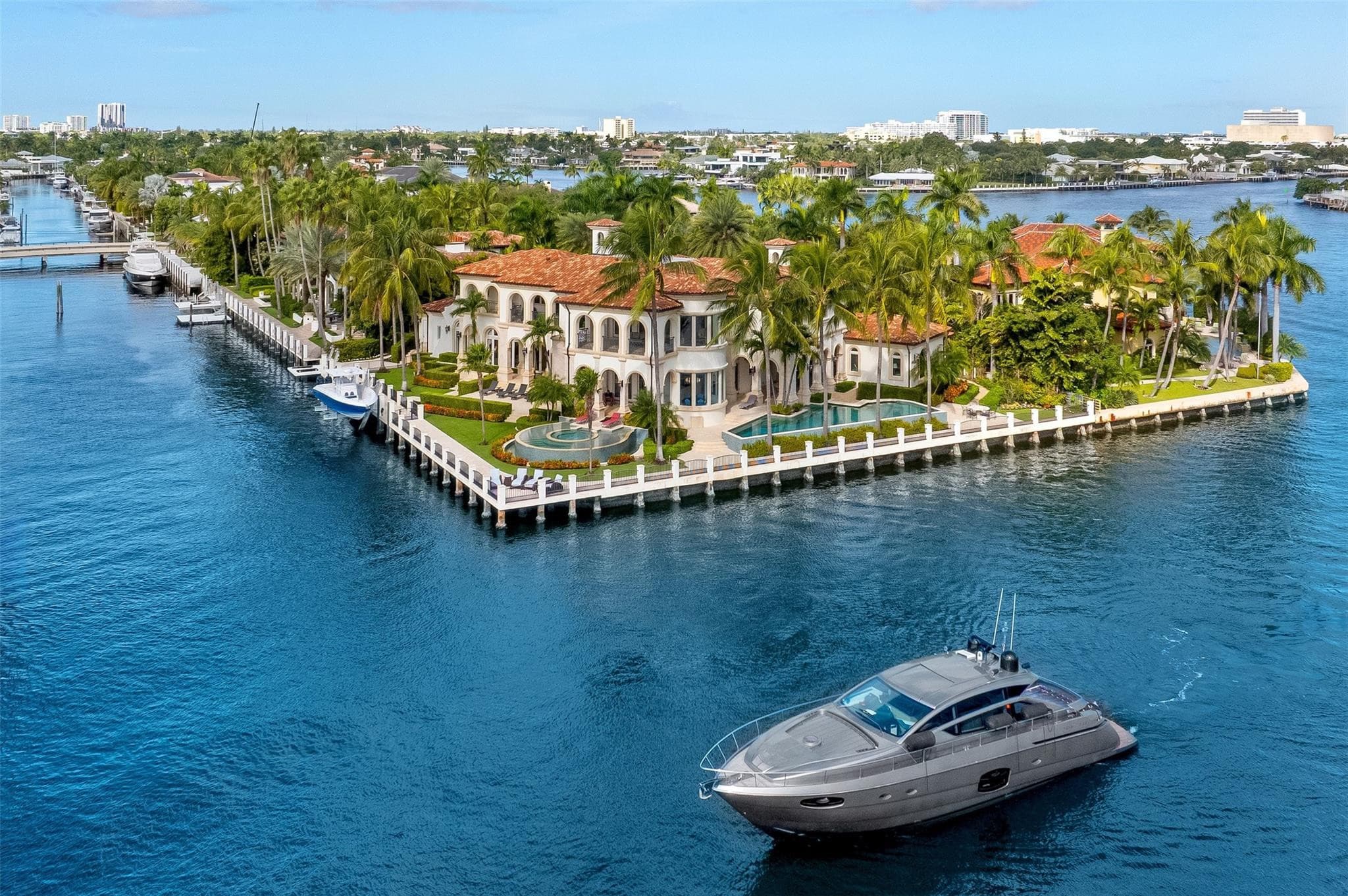 2716 Aqua Vista Boulevard, Fort Lauderdale, FL 33301 — photo 4 of 100