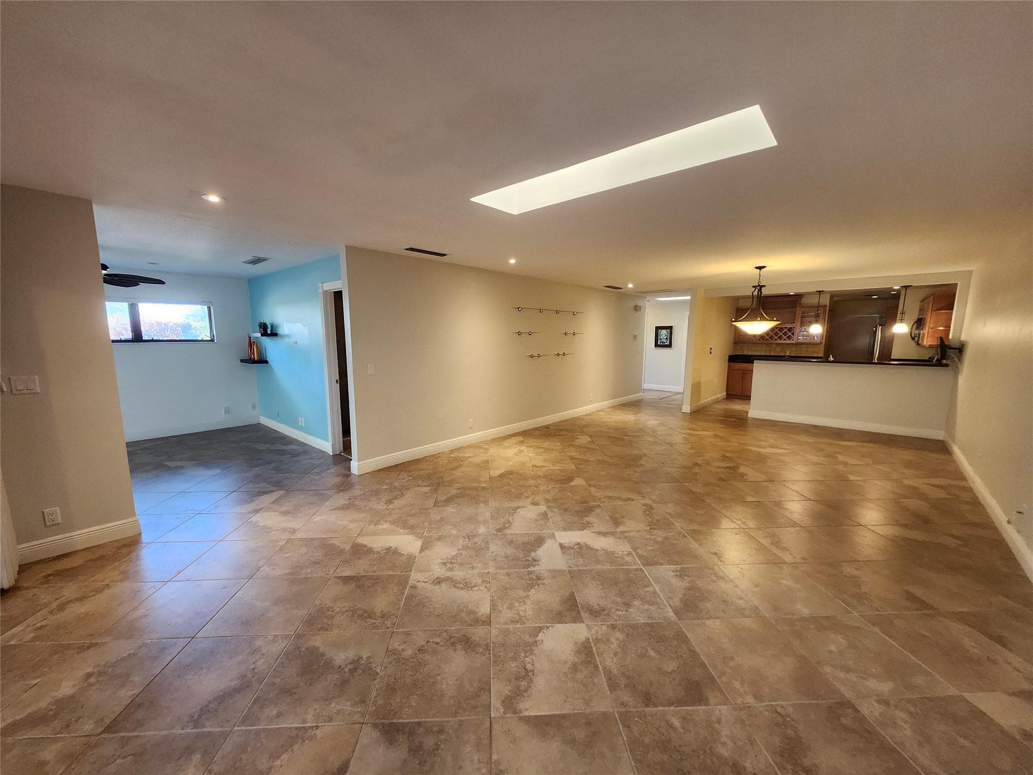 201 Dunwoody Lane 17-87, Hollywood, FL 33021 — photo 7 of 32